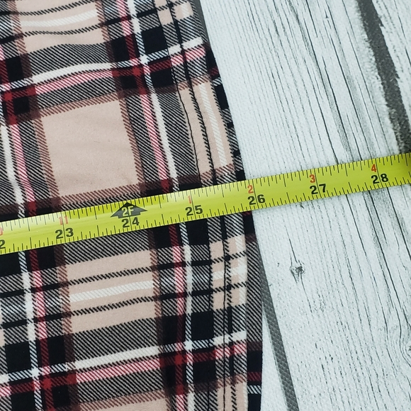 BAE CITY Pullover V-Neck Plaid Blouse, Size 3X - Picture 8 of 8